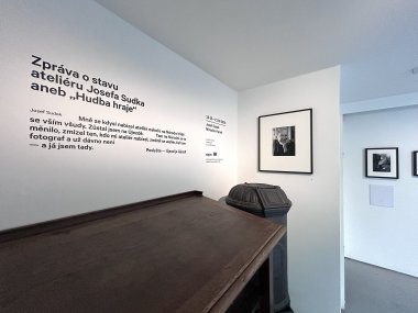 J. Sudek, M. Hucek Zpráva o stavu ateliéru Josefa Sudka