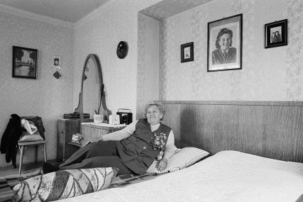 Iren Stehli_ Lidé
